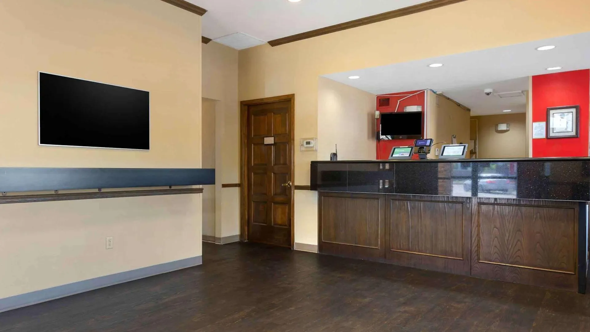 Extended Stay America Select Suites - Phoenix - Airport - E Oak St 2*,